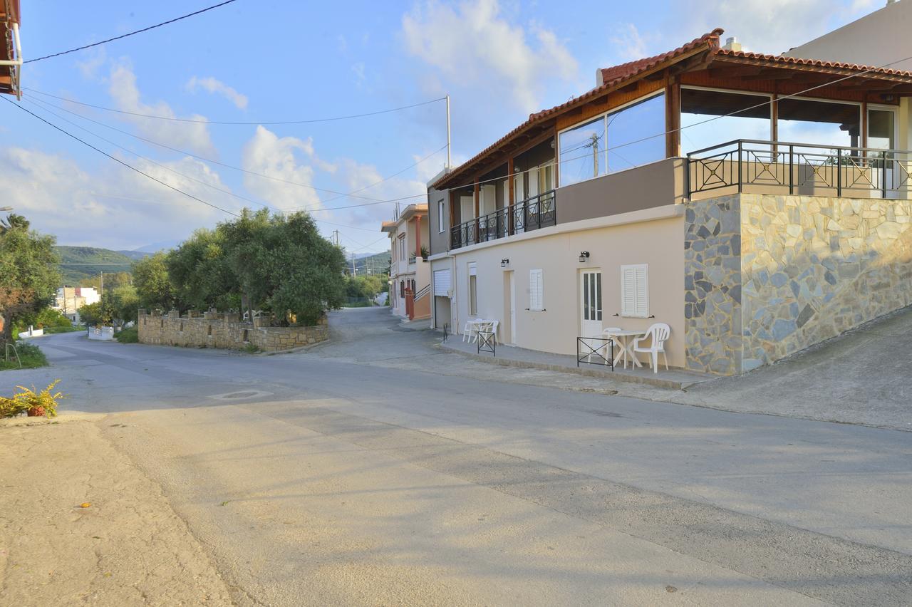 Stelios Rooms Kissamos Exterior photo